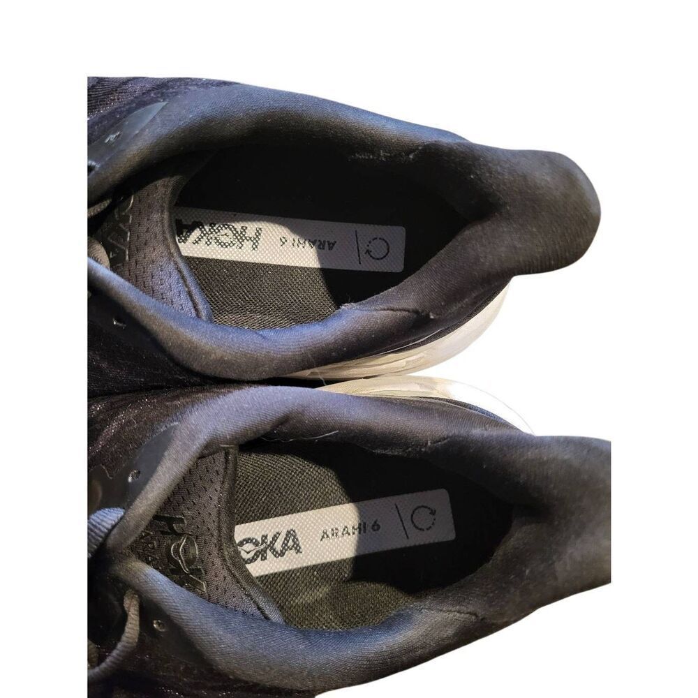 Hoka Sneakers Men's 11 D Black White Arahi 6 Stability Running Shoes - Picture 3 of 6
